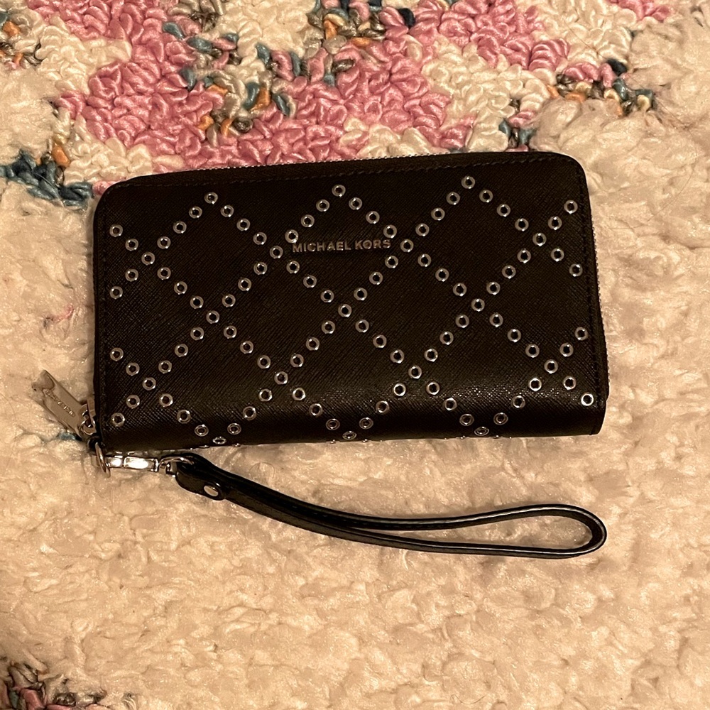 Michael Kors Wristlet
